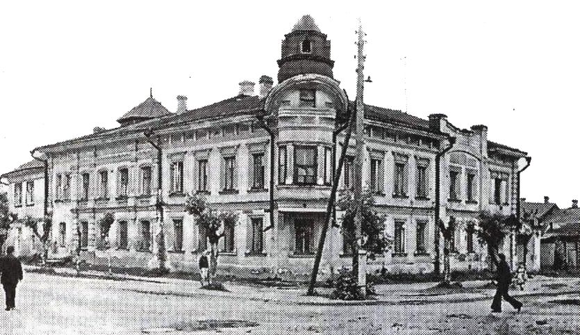 Фабрика М.А. Столярова (ныне жилой дом)
